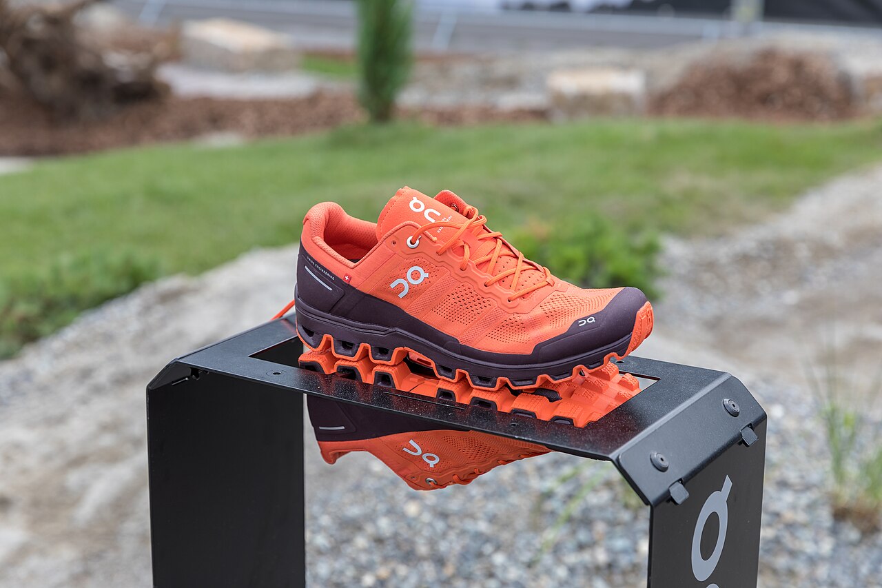 weatherproof running shoes